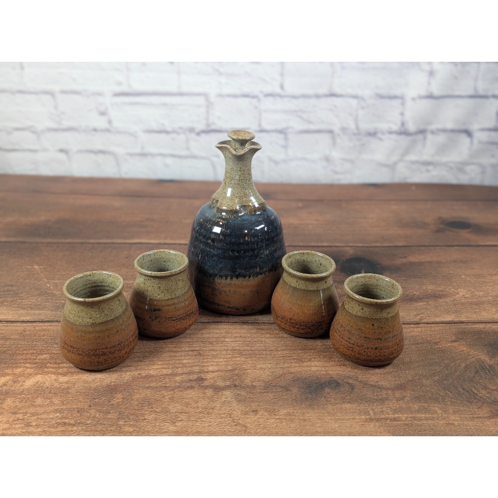 Handcrafted Pottery Sake Set Carafe & 4 Cups Brown Blue Ombre Glazed No‎ chips